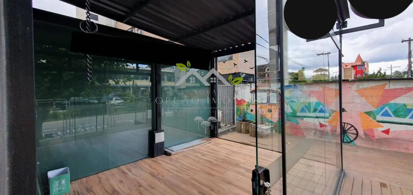 Sala Comercial à venda e para alugar, 40m2 em Campos Do Jordao - SP - imagem 4 Foto 4 de Sala Comercial à venda e para alugar, 40m2 em Campos Do Jordao - SP