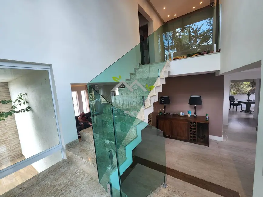 Foto 5 de Casa com 3 quartos à venda, 450m2 em Campos Do Jordao - SP