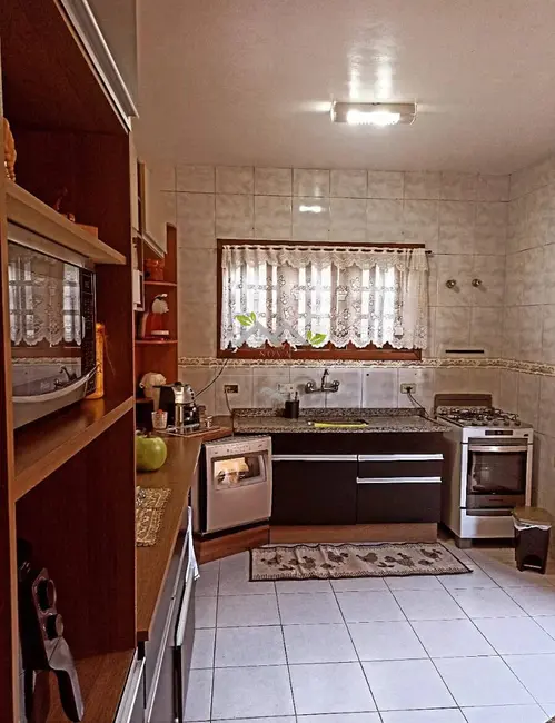 Foto 5 de Casa com 3 quartos à venda, 170m2 em Campos Do Jordao - SP