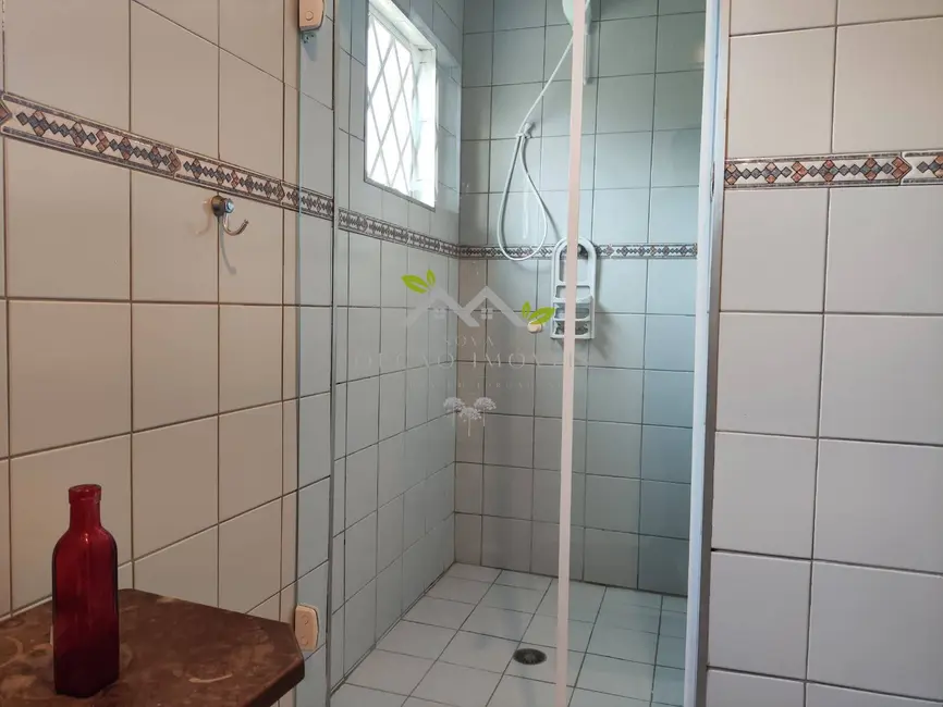 Foto 7 de Casa com 4 quartos à venda, 170m2 em Campos Do Jordao - SP