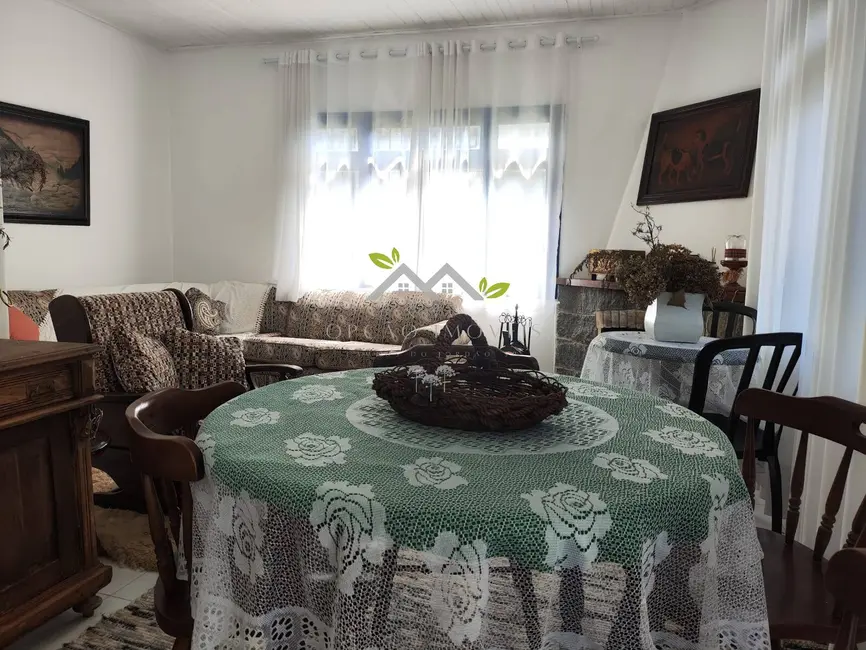 Foto 7 de Casa com 2 quartos à venda, 132m2 em Campos Do Jordao - SP