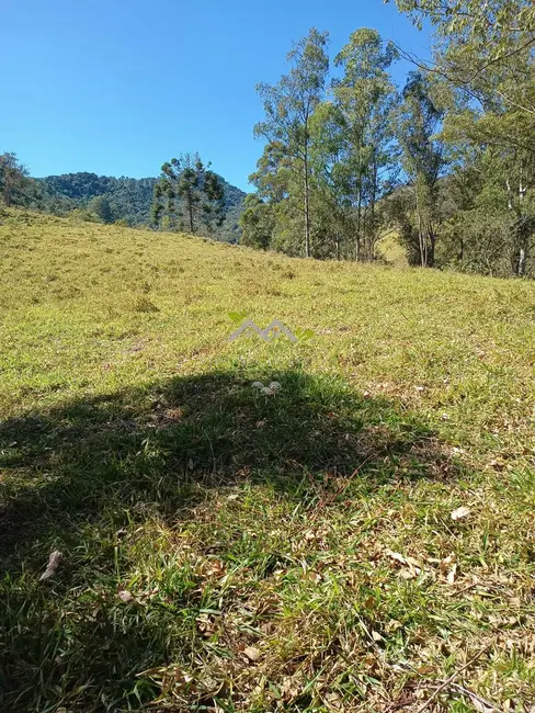 Foto 2 de Terreno / Lote à venda, 30500m2 em Campos Do Jordao - SP