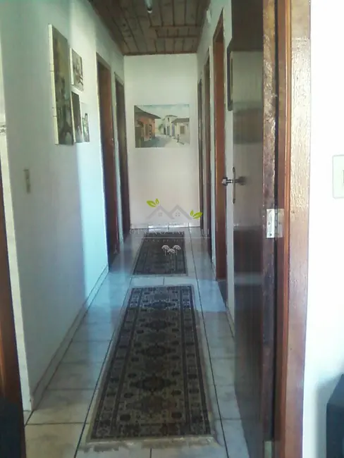 Foto 8 de Casa com 3 quartos à venda, 286m2 em Campos Do Jordao - SP