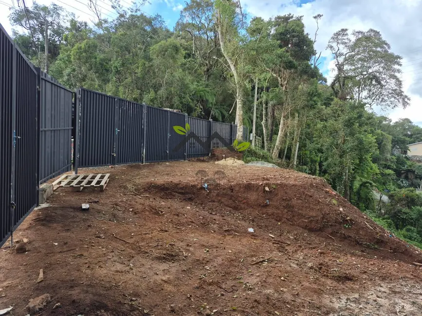 Terreno / Lote à venda, 305m2 em Campos Do Jordao - SP - imagem 3 Foto 3 de Terreno / Lote à venda, 305m2 em Campos Do Jordao - SP