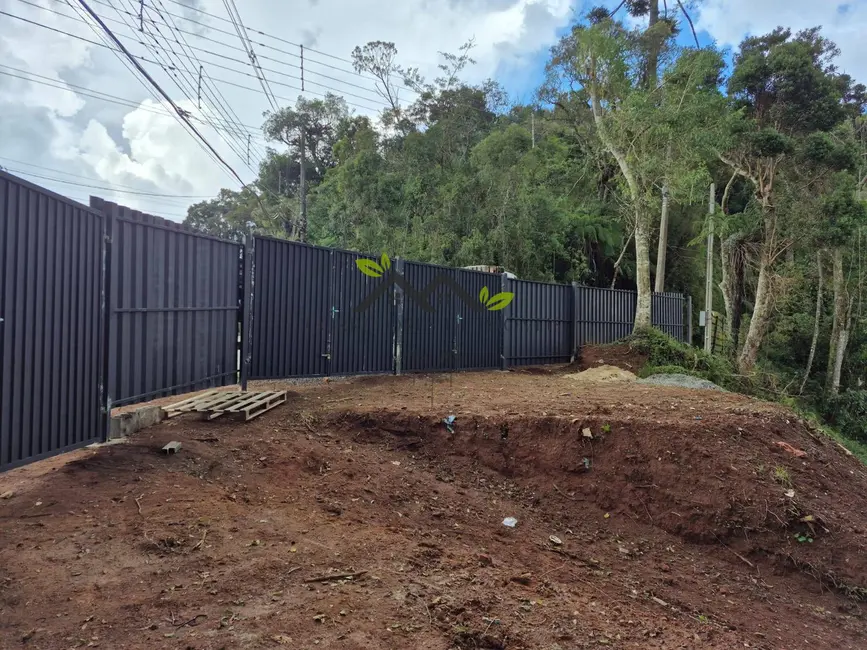 Terreno / Lote à venda, 305m2 em Campos Do Jordao - SP - imagem 2 Foto 2 de Terreno / Lote à venda, 305m2 em Campos Do Jordao - SP