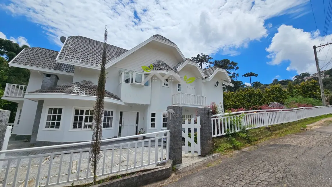 Foto 3 de Casa com 4 quartos à venda, 350m2 em Campos Do Jordao - SP
