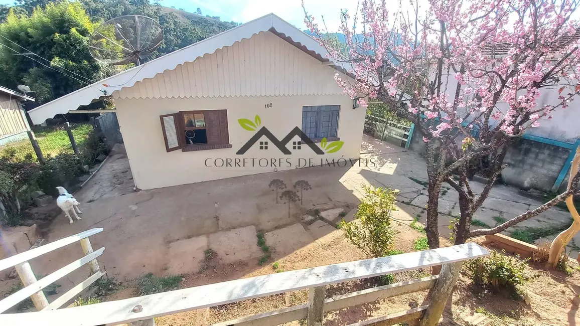 Foto 2 de Casa à venda, 123m2 em Campos Do Jordao - SP