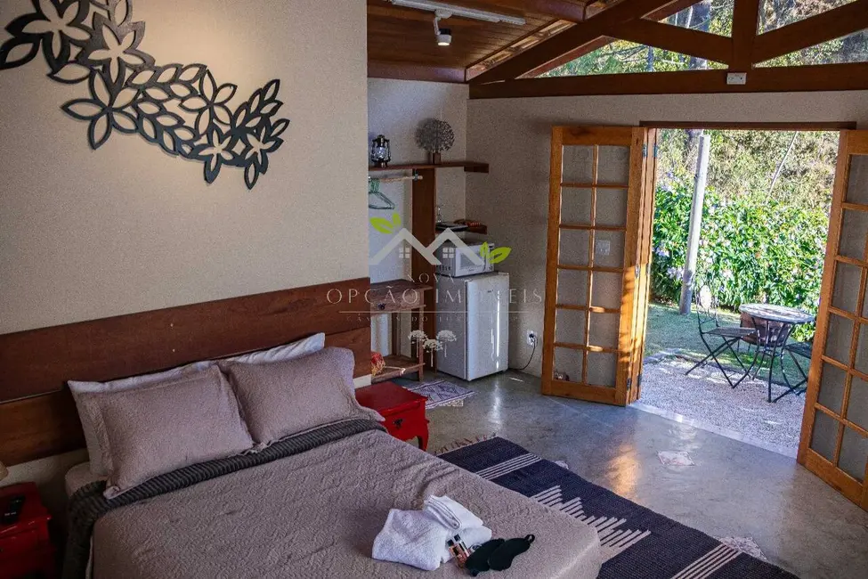 Foto 5 de Chácara com 7 quartos à venda, 500m2 em Santo Antonio Do Pinhal - SP