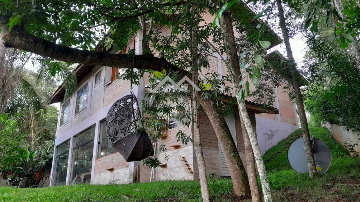 Foto 2 de Casa à venda em Campos Do Jordao - SP