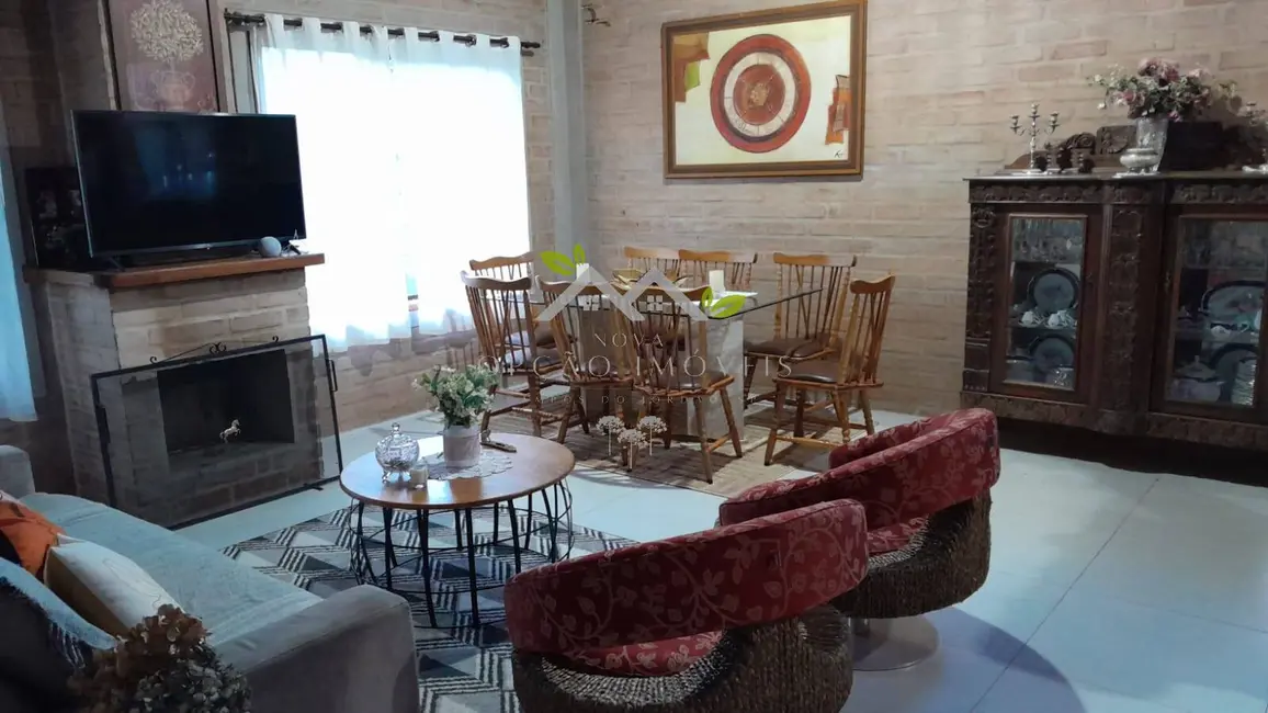 Foto 6 de Casa à venda em Campos Do Jordao - SP