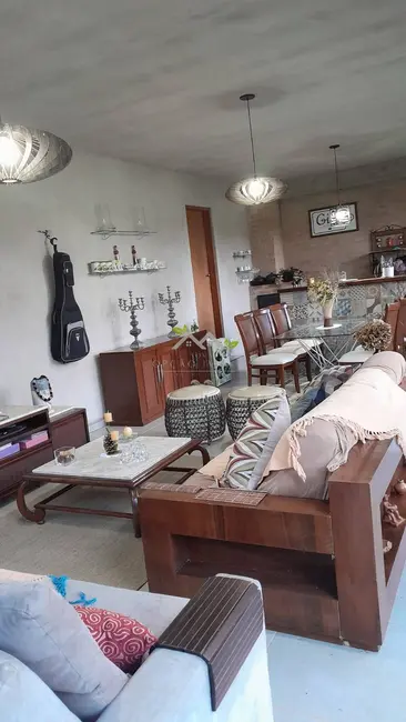 Foto 7 de Casa à venda em Campos Do Jordao - SP