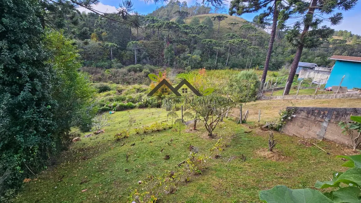 Foto 3 de Casa com 3 quartos à venda, 144m2 em Campos Do Jordao - SP
