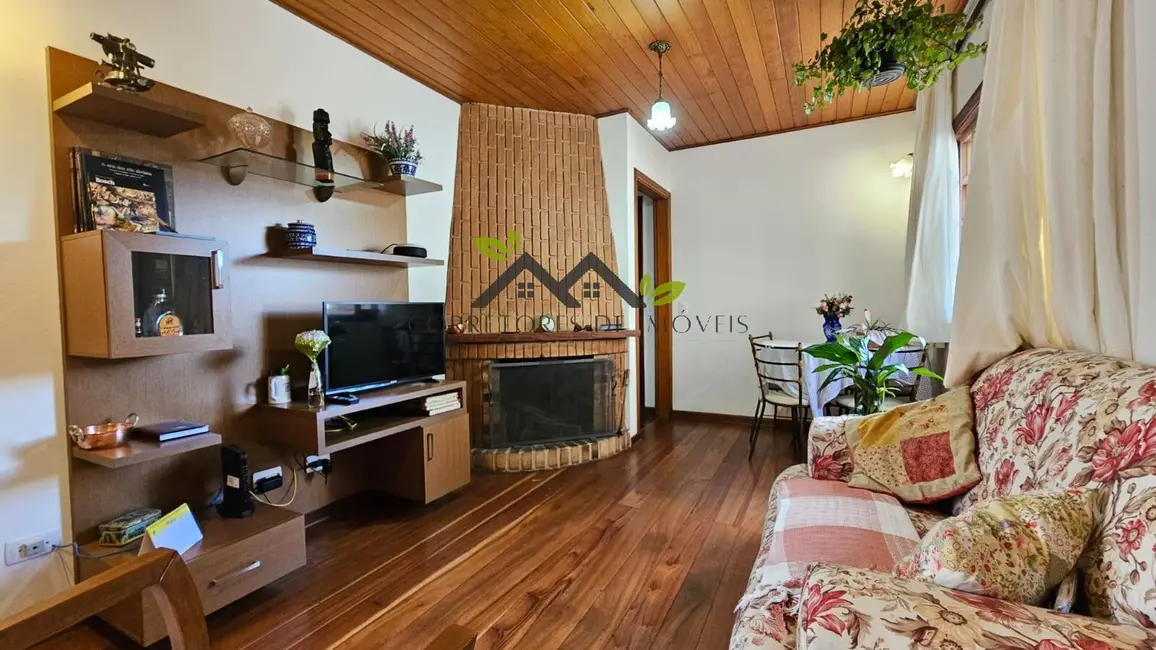 Foto 6 de Casa com 3 quartos à venda, 144m2 em Campos Do Jordao - SP