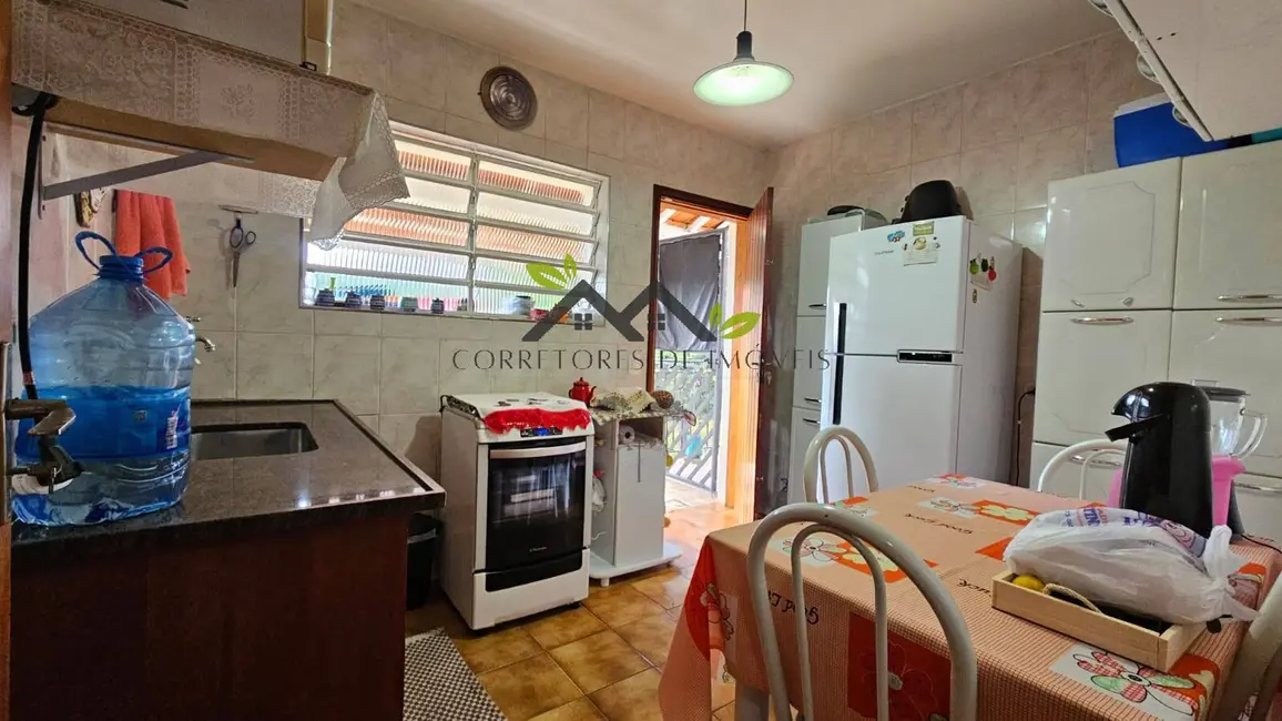 Foto 8 de Casa com 3 quartos à venda, 144m2 em Campos Do Jordao - SP