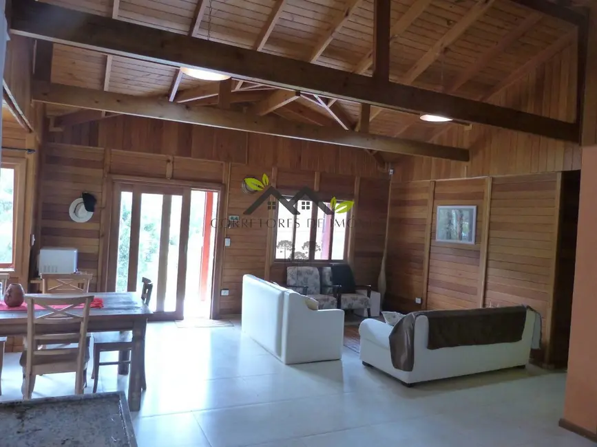 Foto 8 de Casa com 3 quartos à venda, 116m2 em Campos Do Jordao - SP