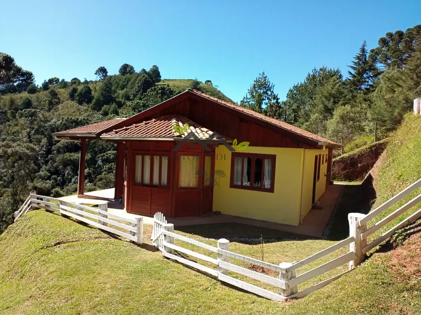 Foto 1 de Casa com 3 quartos à venda, 116m2 em Campos Do Jordao - SP