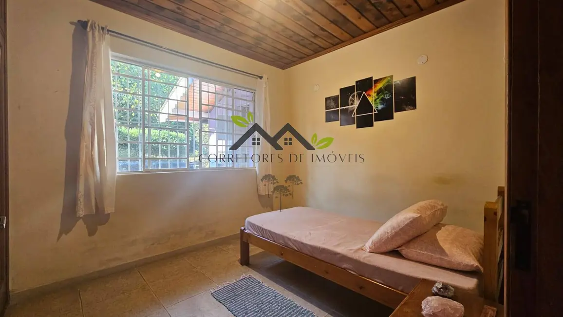 Foto 9 de Casa com 3 quartos à venda, 105m2 em Campos Do Jordao - SP