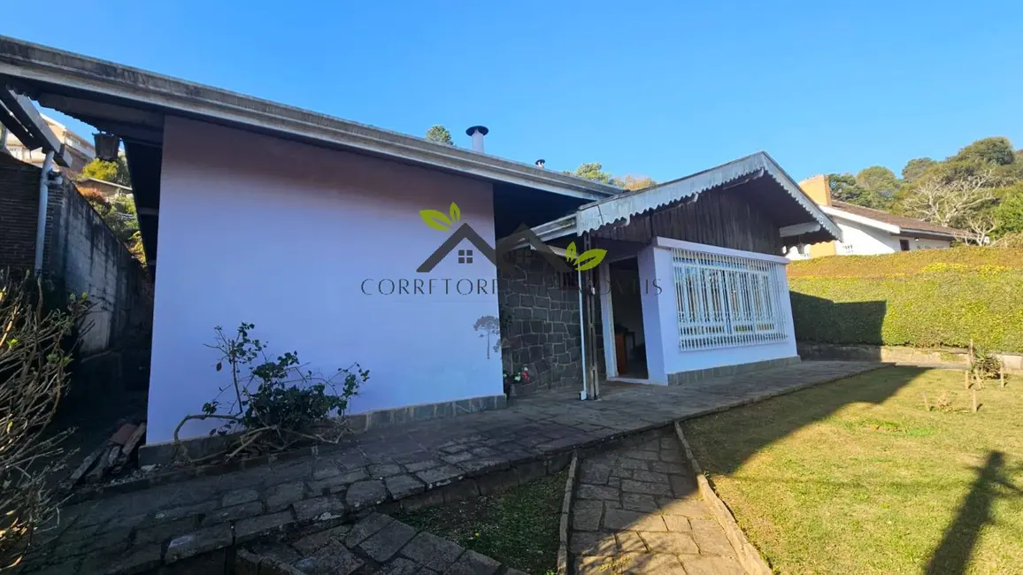 Foto 2 de Casa com 3 quartos à venda, 105m2 em Campos Do Jordao - SP