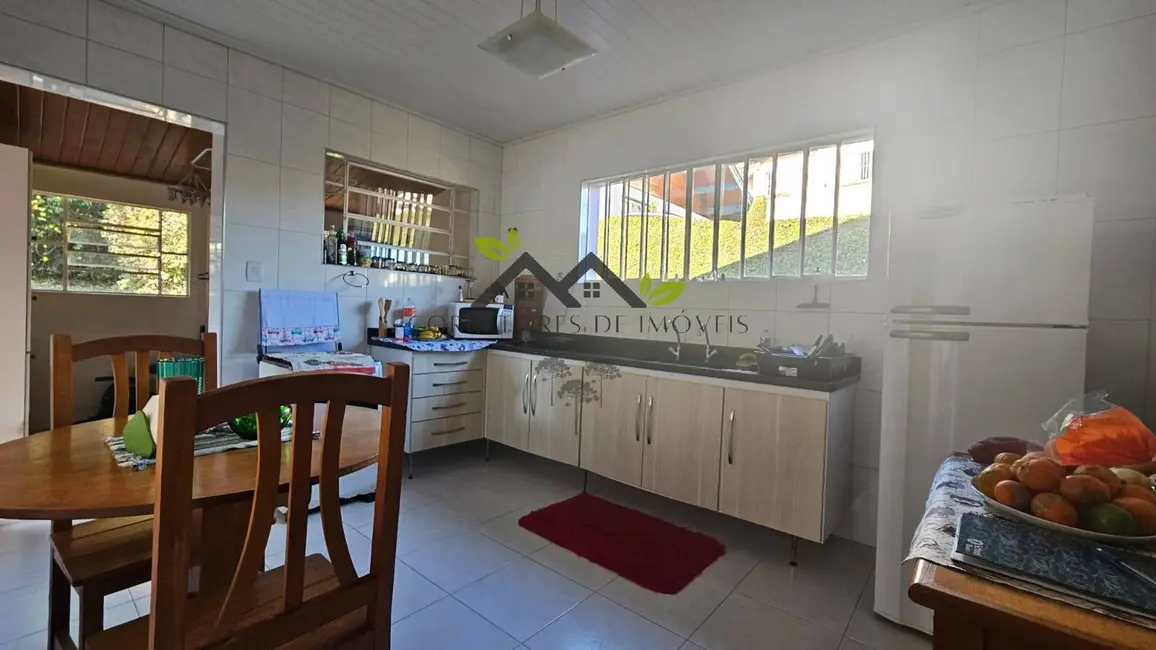 Foto 6 de Casa com 3 quartos à venda, 105m2 em Campos Do Jordao - SP