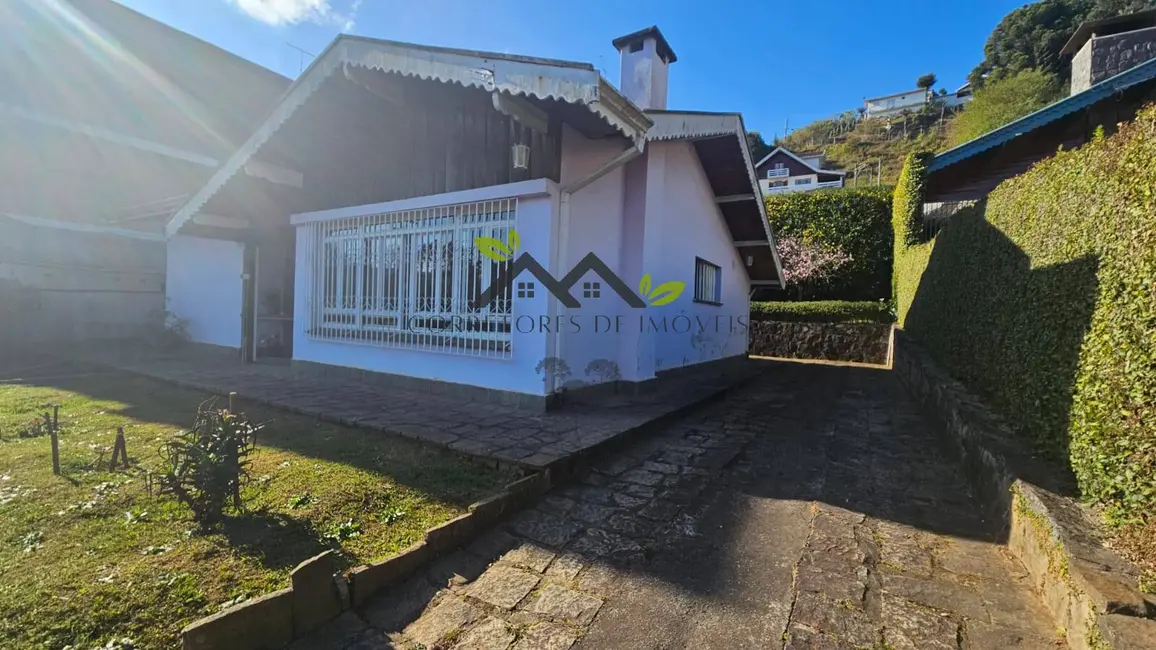 Foto 1 de Casa com 3 quartos à venda, 105m2 em Campos Do Jordao - SP
