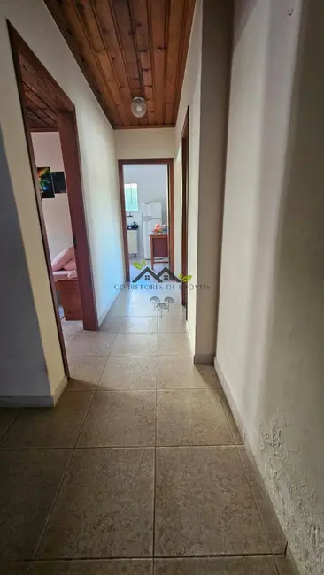 Foto 8 de Casa com 3 quartos à venda, 105m2 em Campos Do Jordao - SP