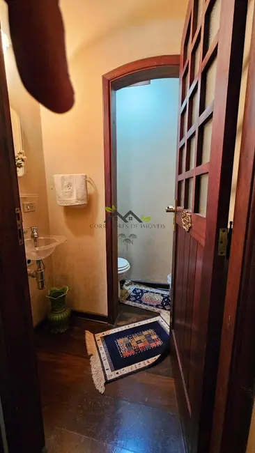 Foto 8 de Casa com 3 quartos à venda, 250m2 em Campos Do Jordao - SP