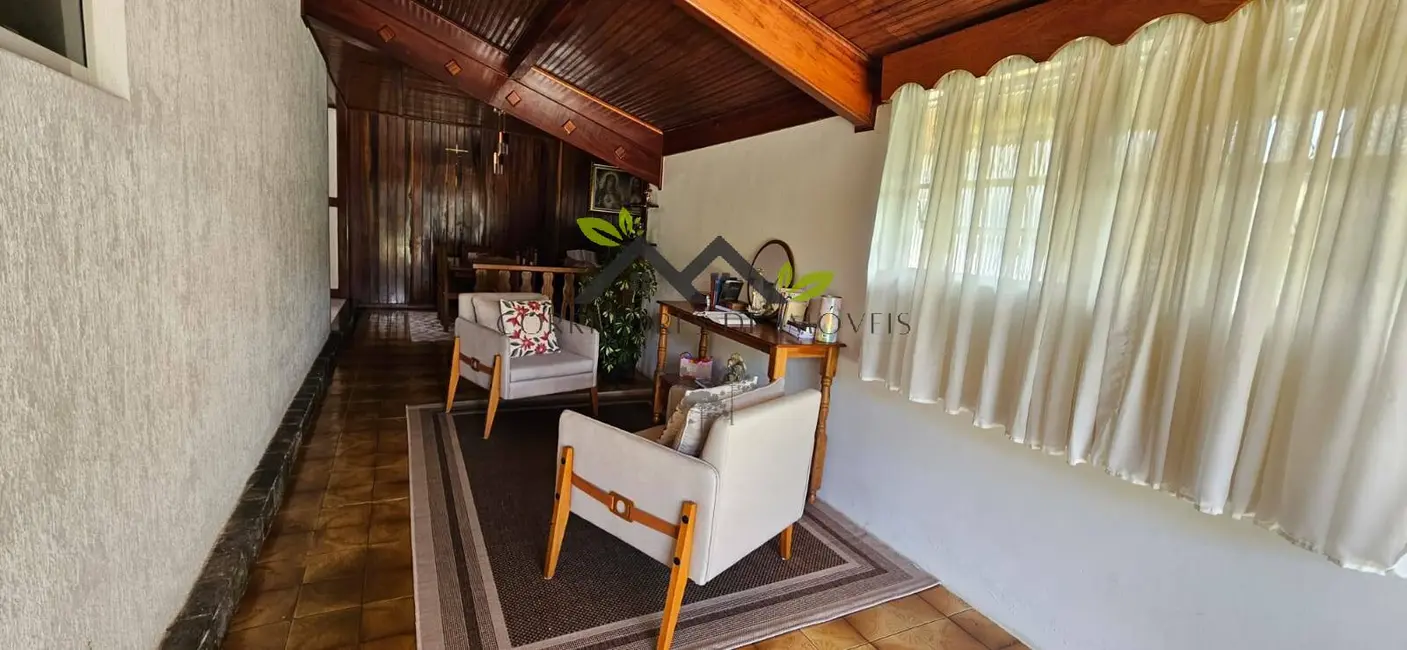 Foto 7 de Casa com 3 quartos à venda, 200m2 em Campos Do Jordao - SP