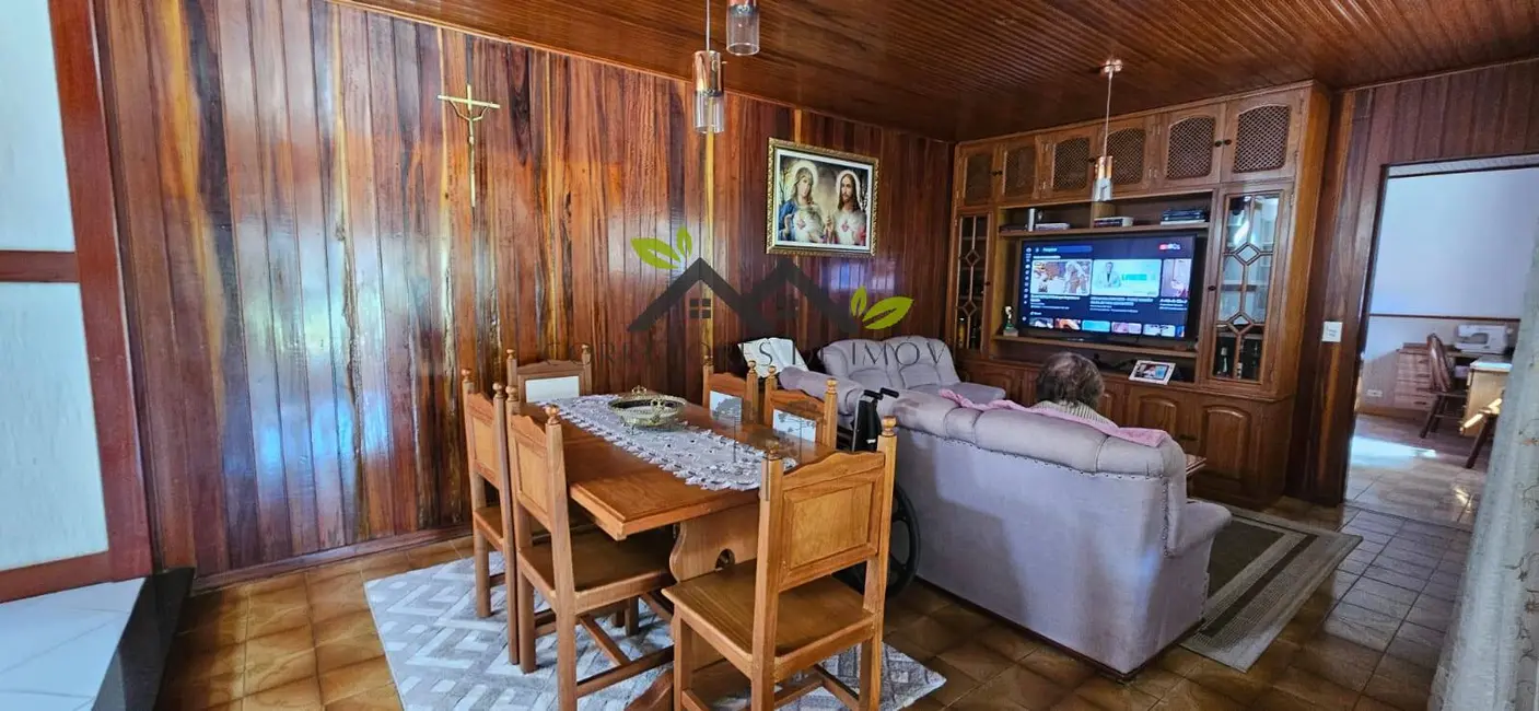 Foto 6 de Casa com 3 quartos à venda, 200m2 em Campos Do Jordao - SP