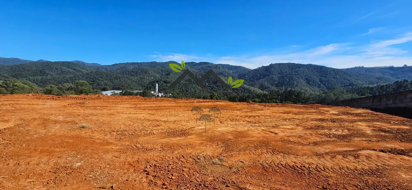 Foto 1 de Terreno / Lote à venda, 1110m2 em Campos Do Jordao - SP