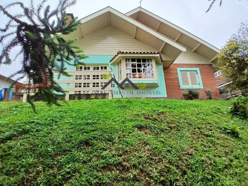 Casa com 3 quartos à venda, 90m2 em Campos Do Jordao - SP - imagem 2 Foto 2 de Casa com 3 quartos à venda, 90m2 em Campos Do Jordao - SP