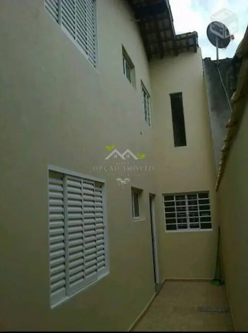 Foto 2 de Sobrado com 2 quartos à venda, 123m2 em Campos Do Jordao - SP