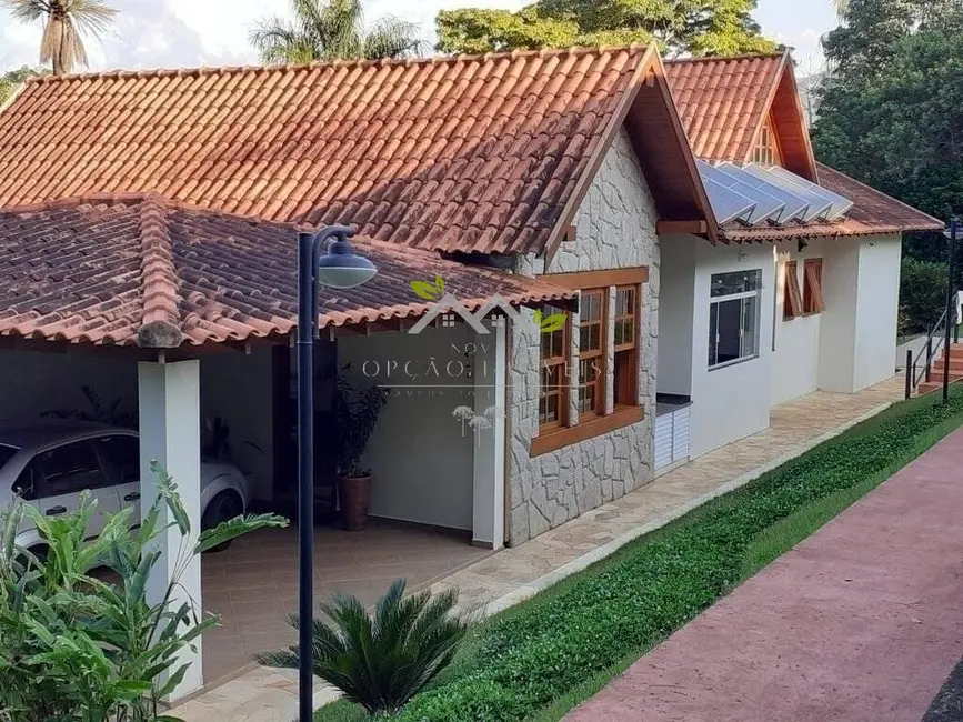 Foto 5 de Chácara com 3 quartos à venda, 209m2 em Brasopolis - MG