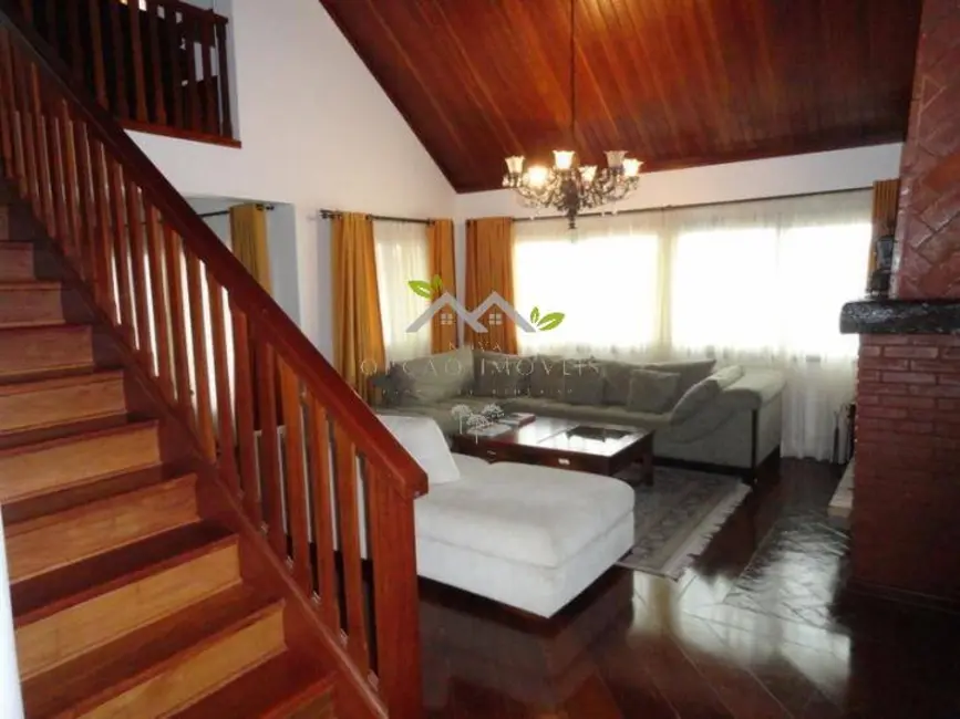 Apartamento com 5 quartos à venda, 298m2 em Campos Do Jordao - SP - imagem 8 Foto 8 de Apartamento com 5 quartos à venda, 298m2 em Campos Do Jordao - SP