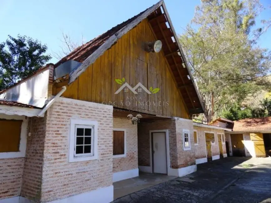 Foto 3 de Chácara com 3 quartos à venda, 150m2 em Santo Antonio Do Pinhal - SP