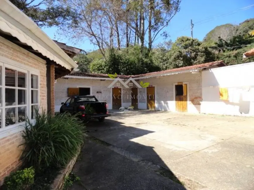 Foto 5 de Chácara com 3 quartos à venda, 150m2 em Santo Antonio Do Pinhal - SP