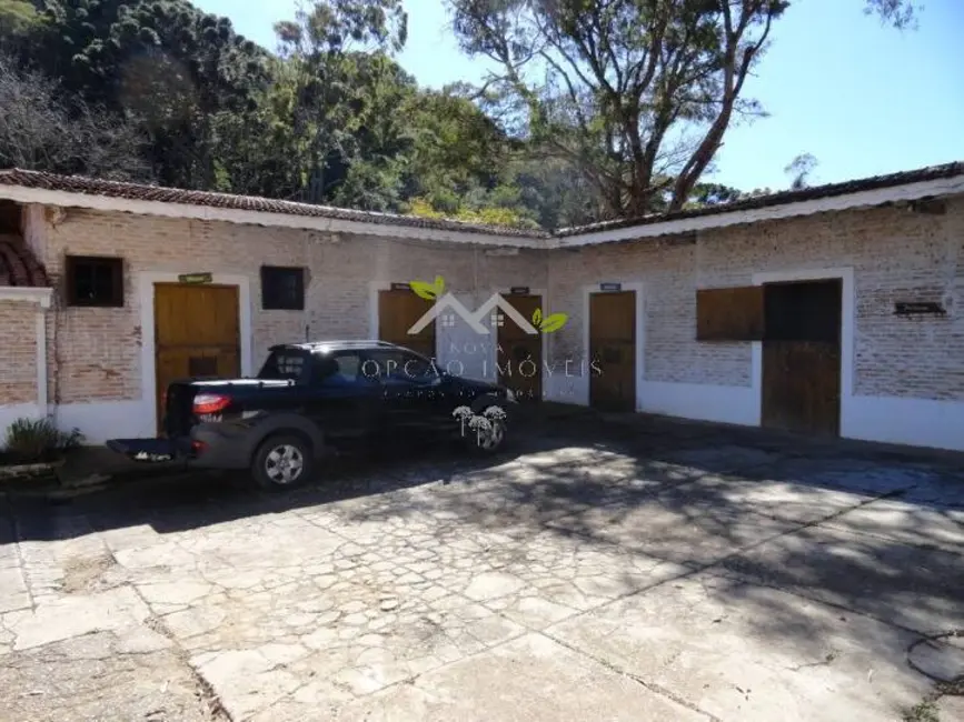 Foto 6 de Chácara com 3 quartos à venda, 150m2 em Santo Antonio Do Pinhal - SP