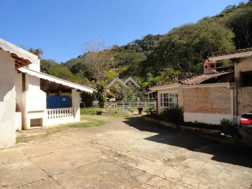 Foto 7 de Chácara com 3 quartos à venda, 150m2 em Santo Antonio Do Pinhal - SP