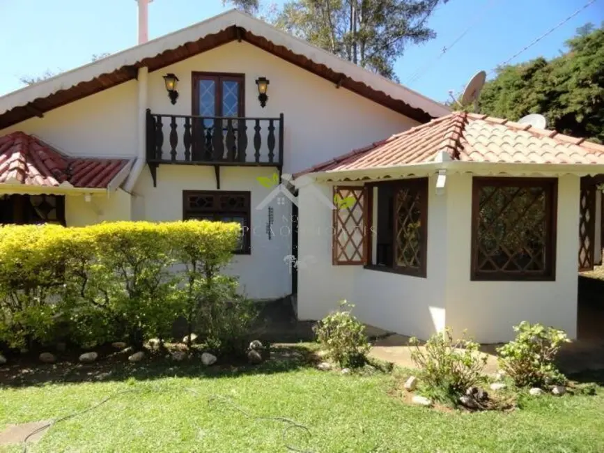 Foto 2 de Chácara com 3 quartos à venda, 150m2 em Santo Antonio Do Pinhal - SP