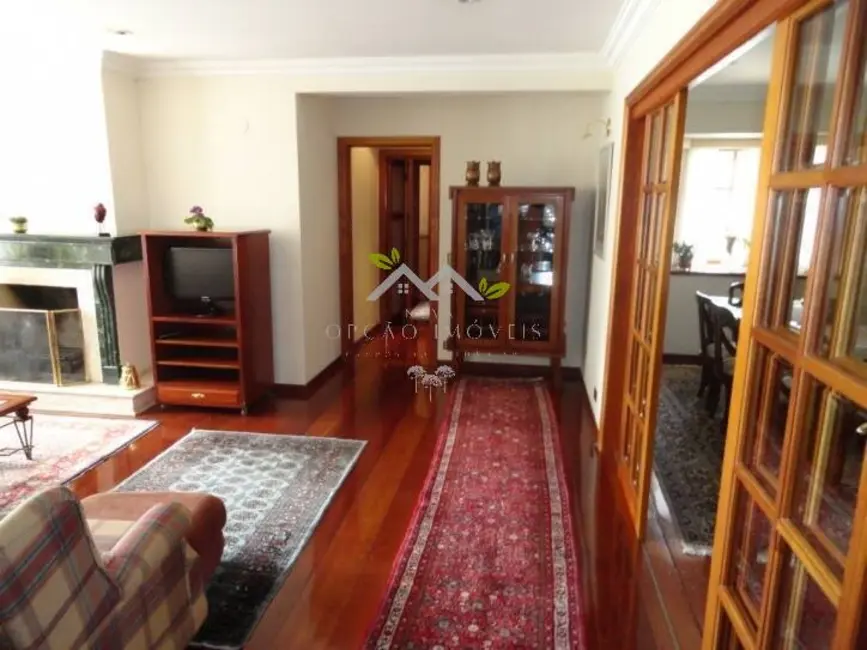 Foto 9 de Apartamento com 4 quartos à venda, 200m2 em Campos Do Jordao - SP