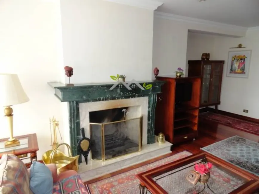 Foto 8 de Apartamento com 4 quartos à venda, 200m2 em Campos Do Jordao - SP