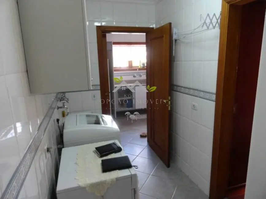Foto 4 de Apartamento com 4 quartos à venda, 200m2 em Campos Do Jordao - SP
