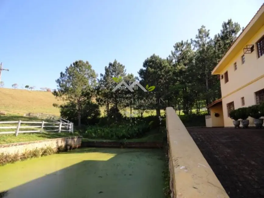 Foto 3 de Fazenda / Haras à venda, 1000m2 em Santo Antonio Do Pinhal - SP