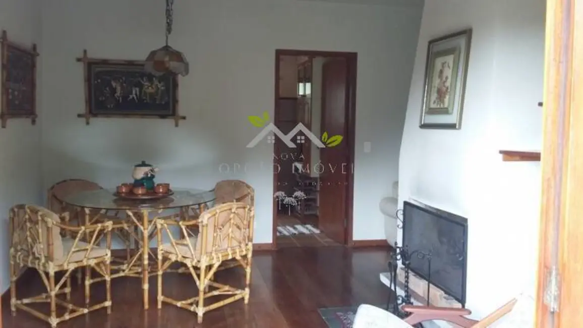 Foto 6 de Cobertura com 5 quartos à venda, 160m2 em Campos Do Jordao - SP