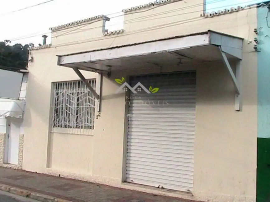 Foto 1 de Casa à venda, 330m2 em Vila Abernéssia, Campos Do Jordao - SP