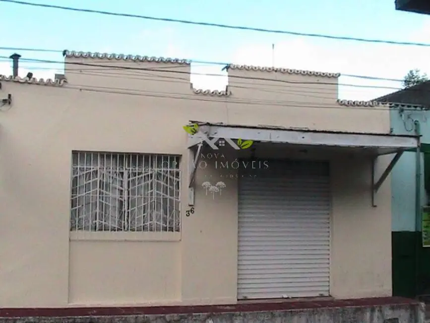 Foto 2 de Casa à venda, 330m2 em Vila Abernéssia, Campos Do Jordao - SP