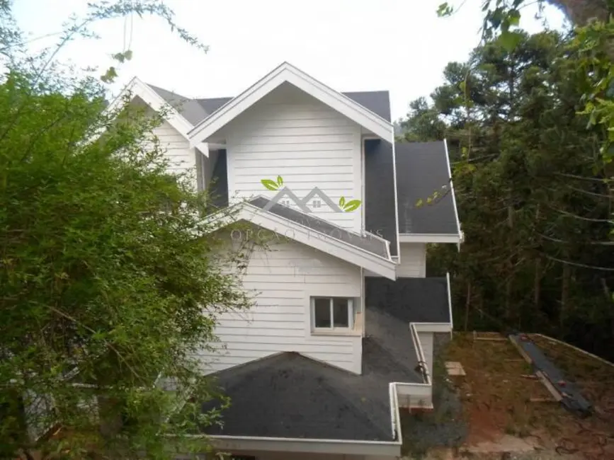 Casa de Condomínio com 4 quartos à venda, 435m2 em Campos Do Jordao - SP - imagem 3 Foto 3 de Casa de Condomínio com 4 quartos à venda, 435m2 em Campos Do Jordao - SP
