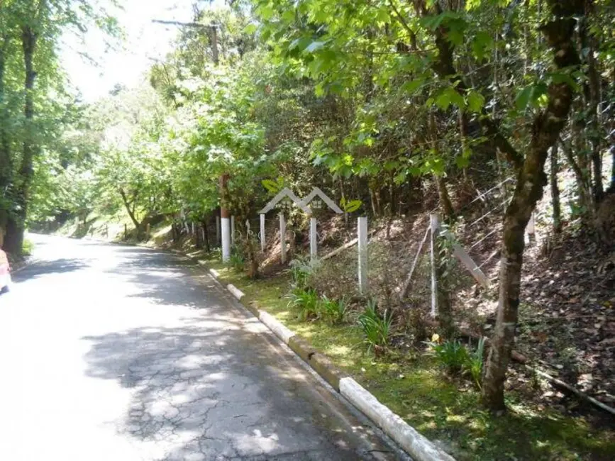 Foto 3 de Terreno / Lote à venda, 1100m2 em Campos Do Jordao - SP