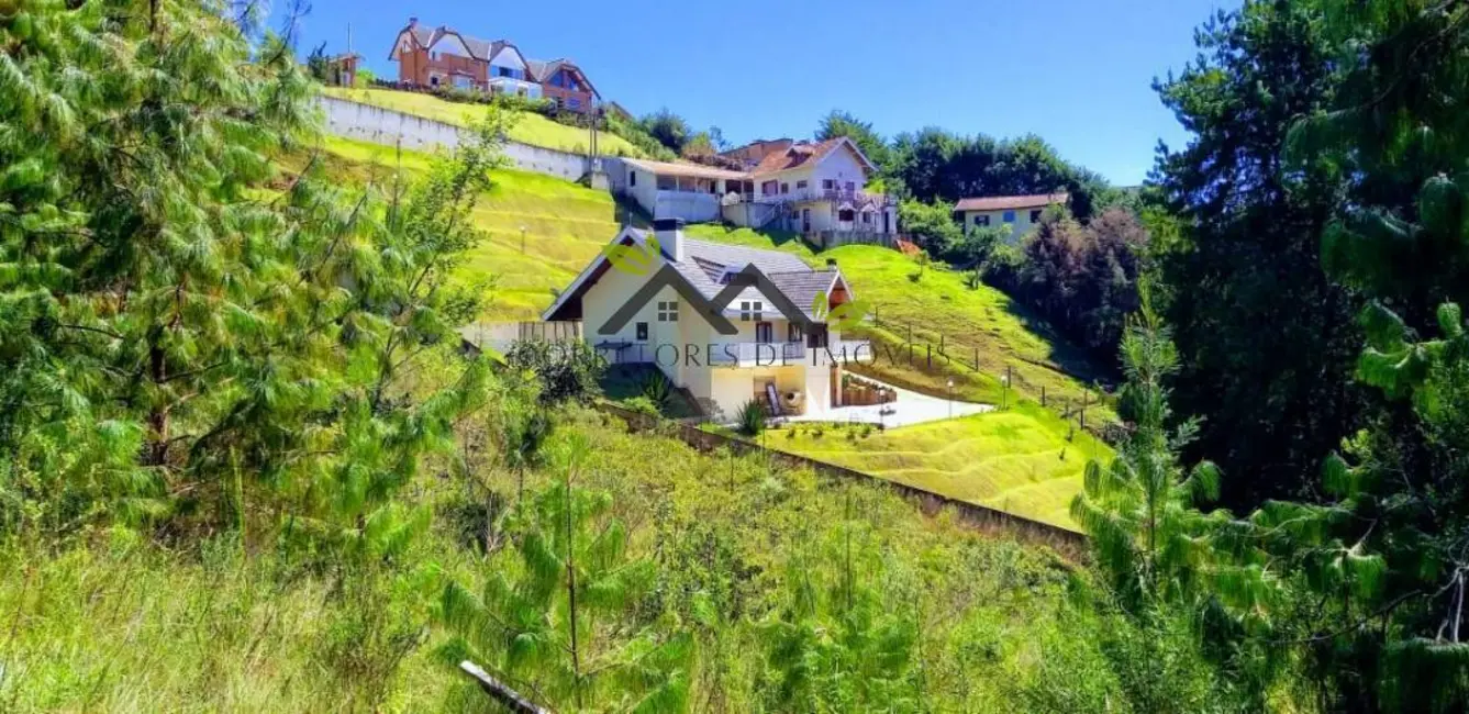 Foto 1 de Casa com 3 quartos à venda, 435m2 em Campos Do Jordao - SP