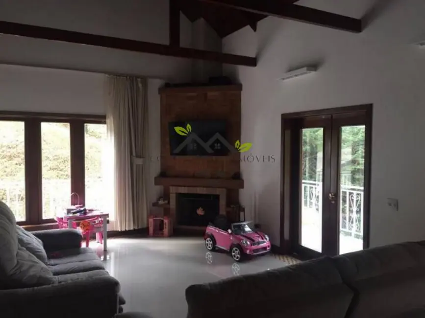 Foto 5 de Casa com 3 quartos à venda, 435m2 em Campos Do Jordao - SP