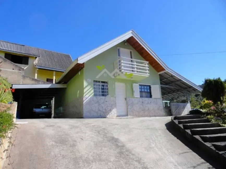 Foto 1 de Casa com 2 quartos à venda, 110m2 em Campos Do Jordao - SP